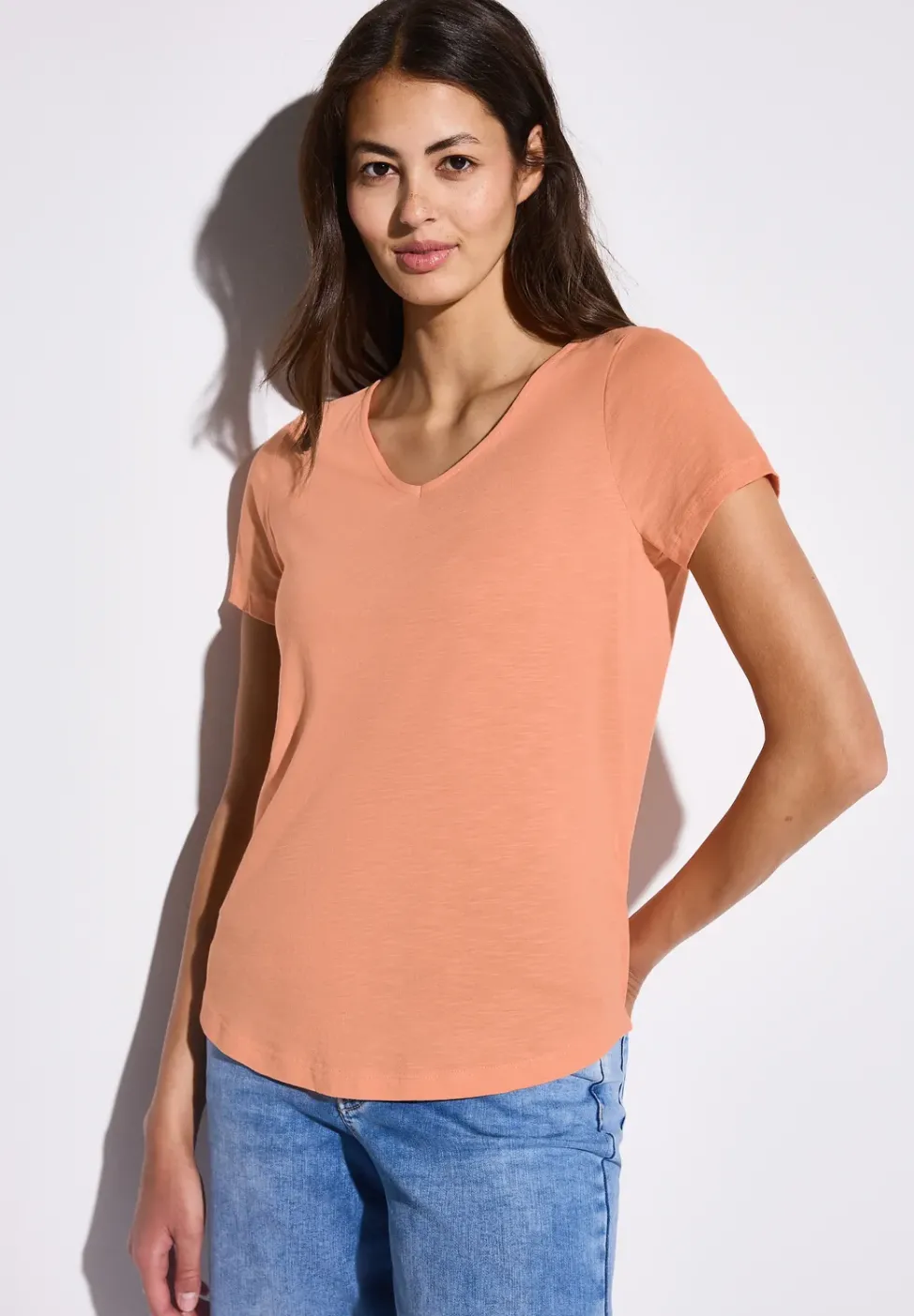 Basic T-Shirt in Unifarbe