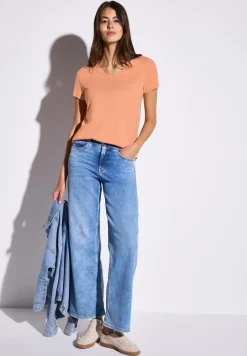 Basic T-Shirt in Unifarbe