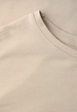 Basic T-Shirt mit Dropped Shoulders