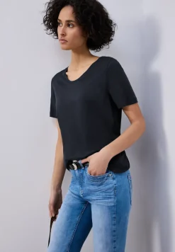 Basic T-Shirt mit gerundetem V-Neck