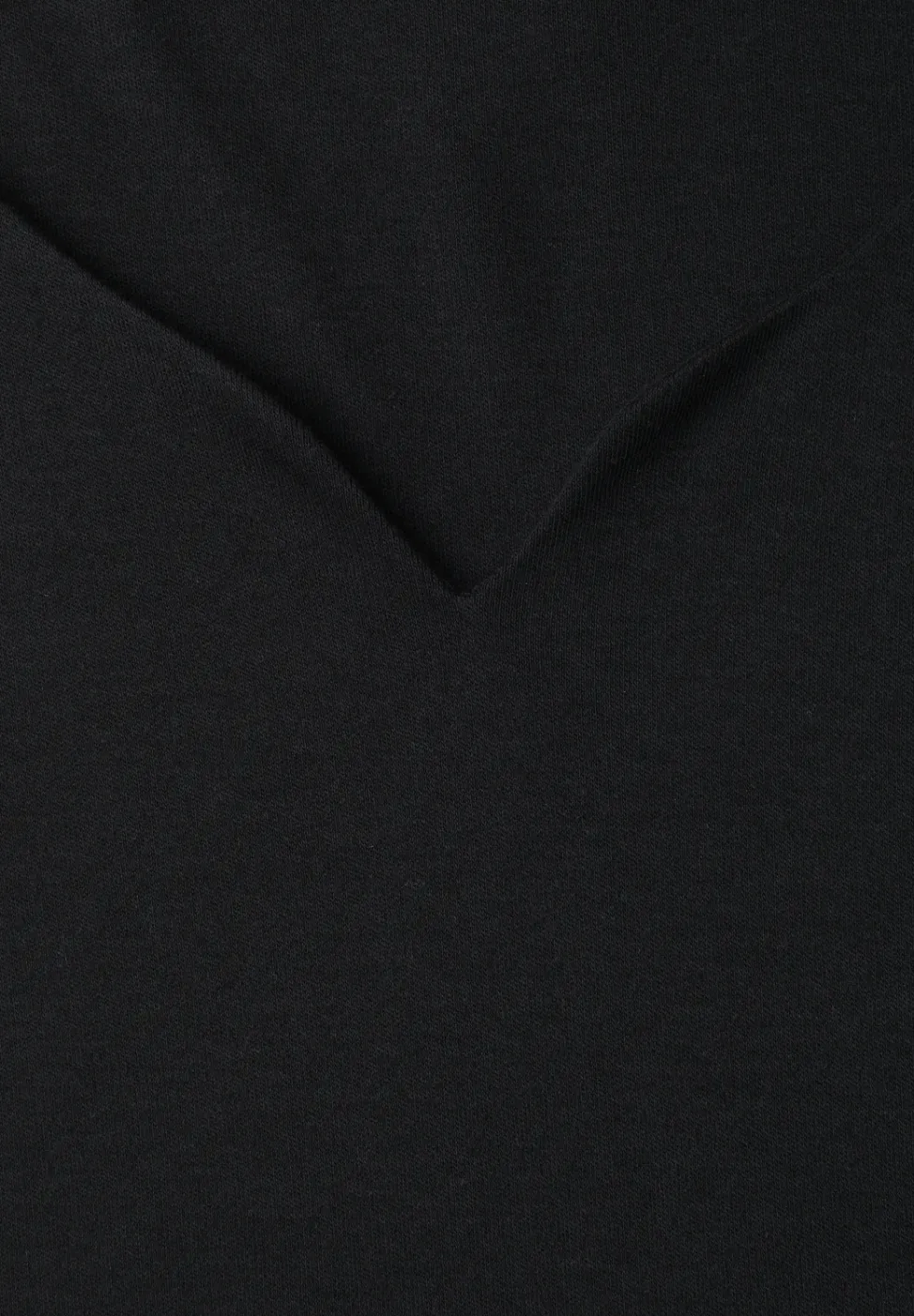 Basic T-Shirt mit Herzausschnitt