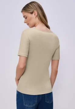 Basic T-Shirt mit Herzausschnitt