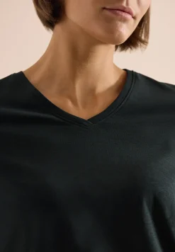 Basic T-Shirt mit Kurzarm und V-Neck