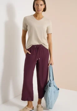 Basic T-Shirt mit Kurzarm und V-Neck