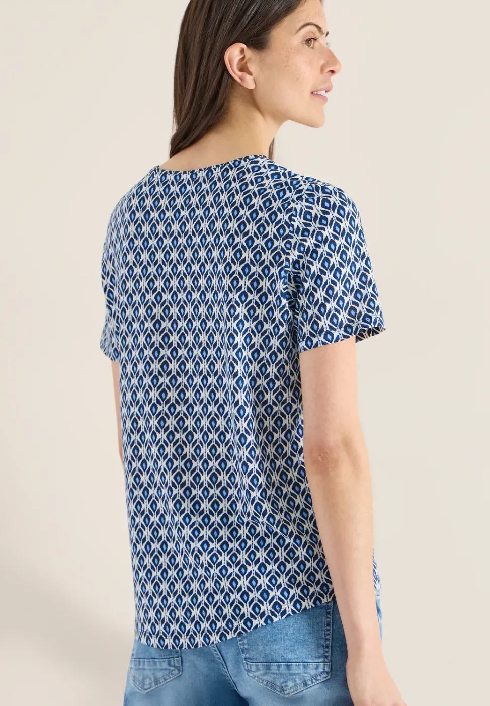 Basic T-Shirt mit Minimal Print