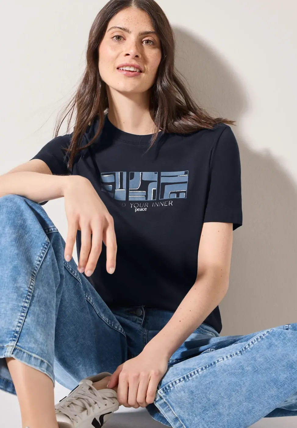 Basic T-Shirt mit Print