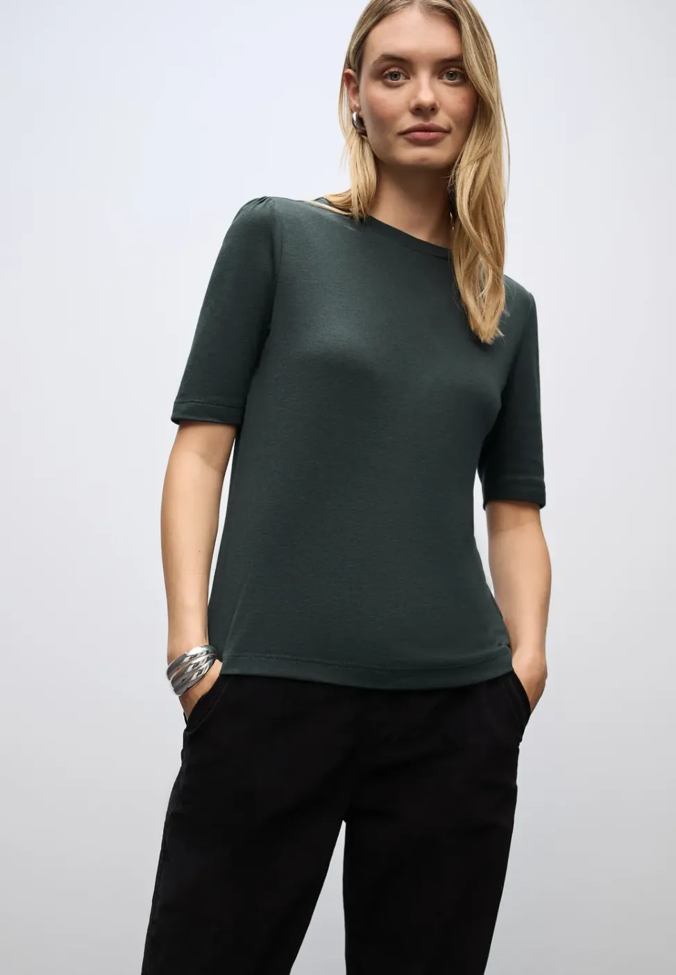 Basic T-Shirt mit Raffung