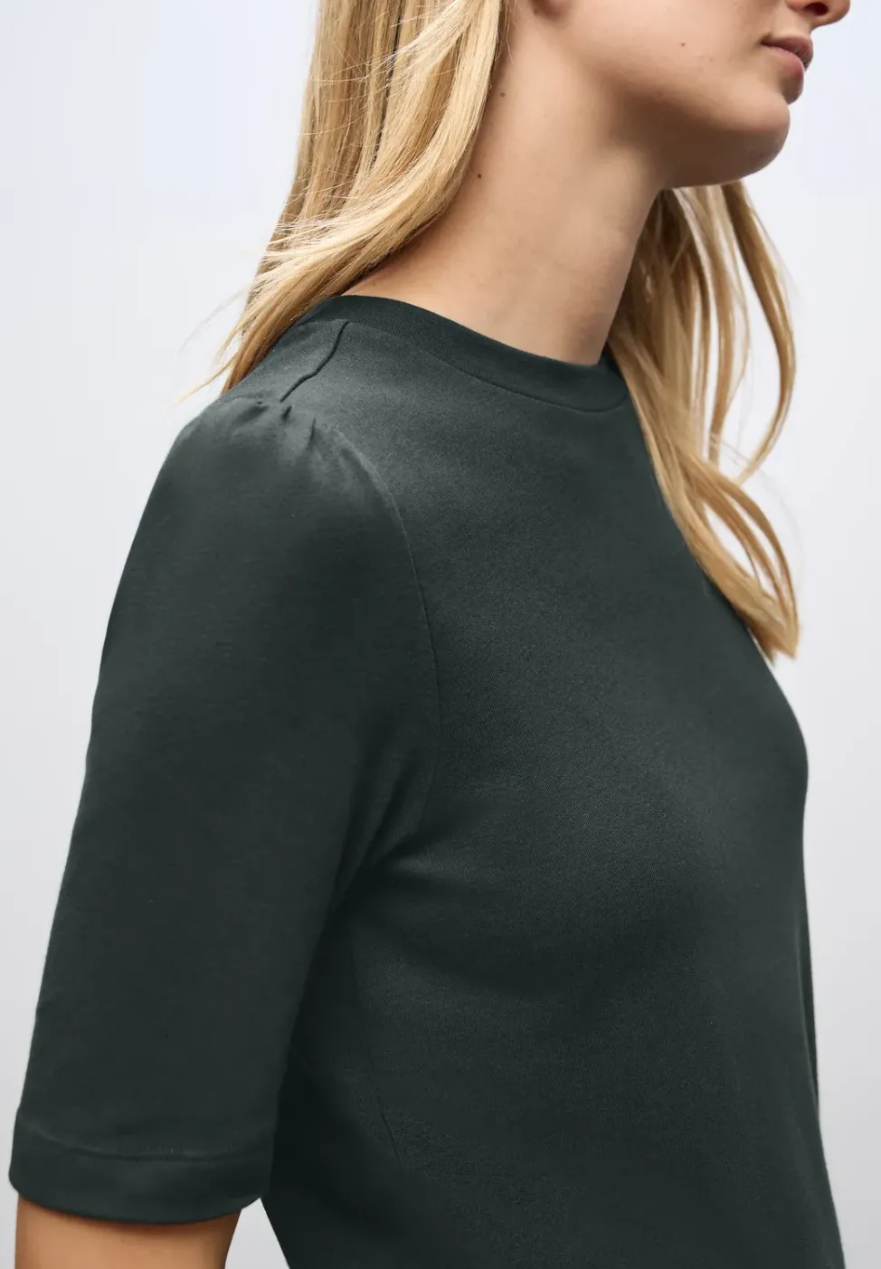 Basic T-Shirt mit Raffung