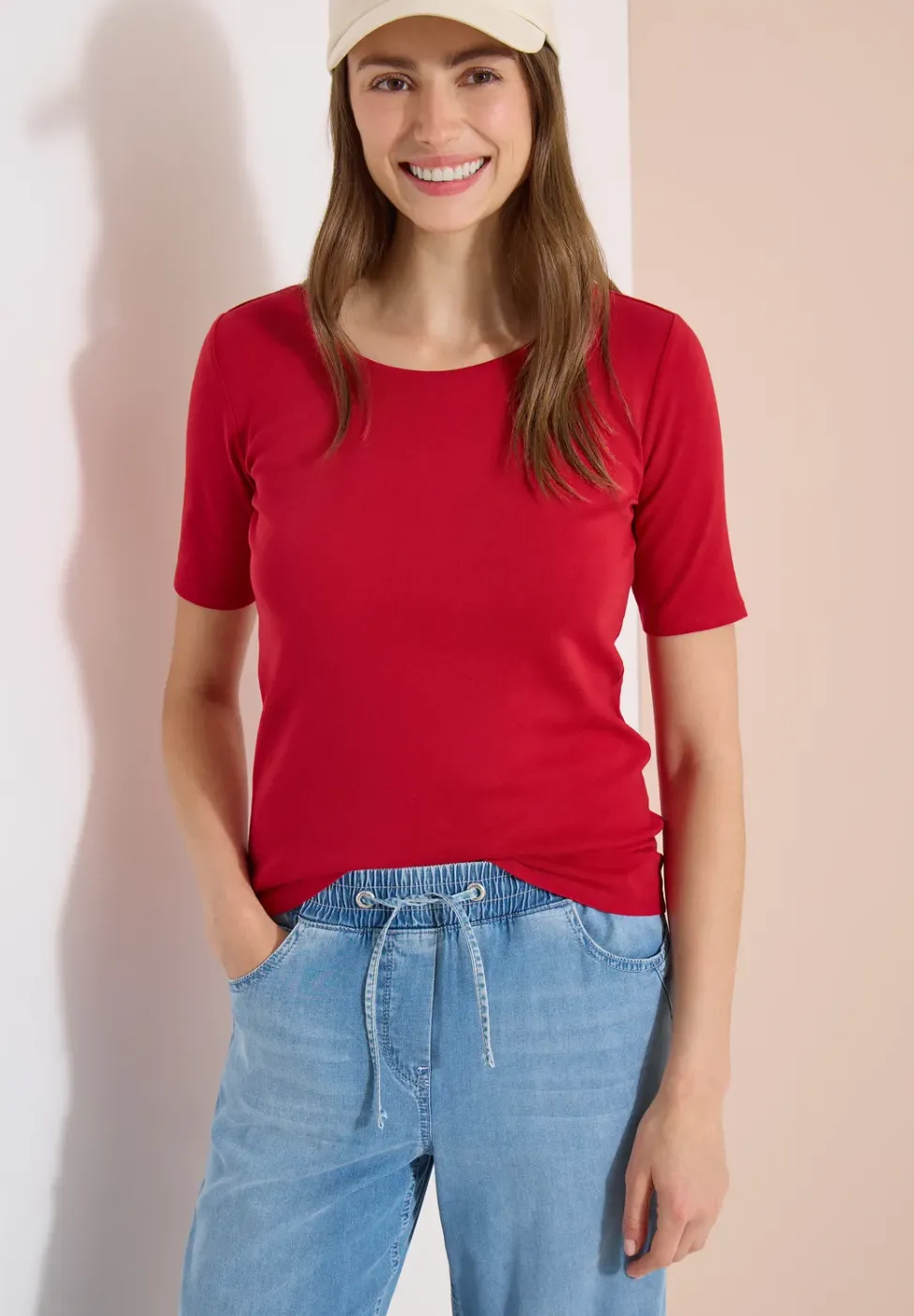 Basic T-Shirt mit Rundhals in Unifarbe