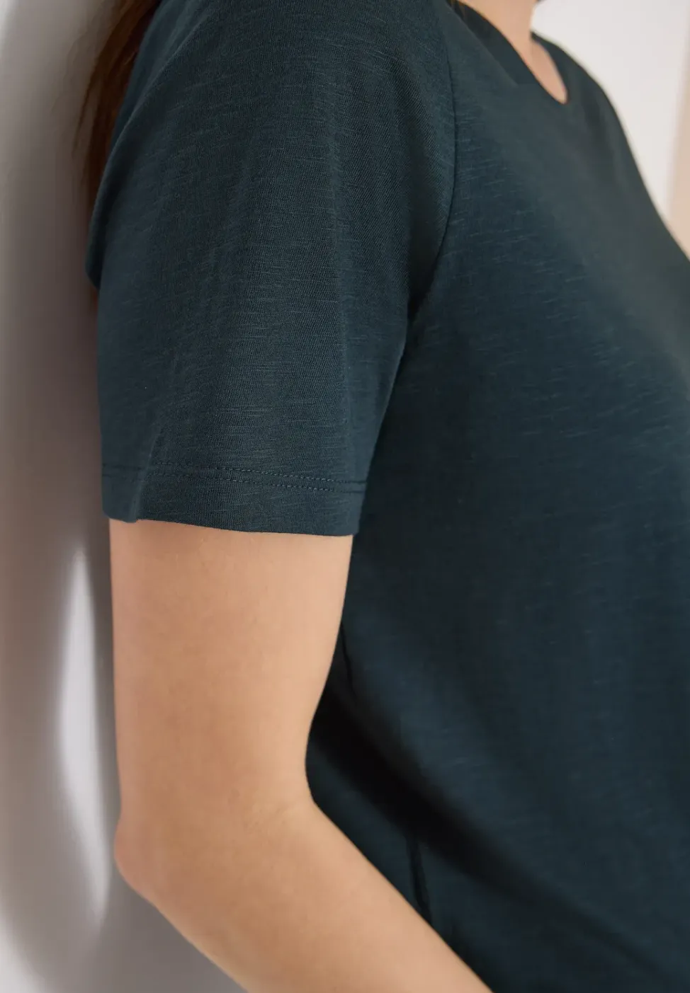 Basic T-Shirt mit Rundhals in Unifarbe