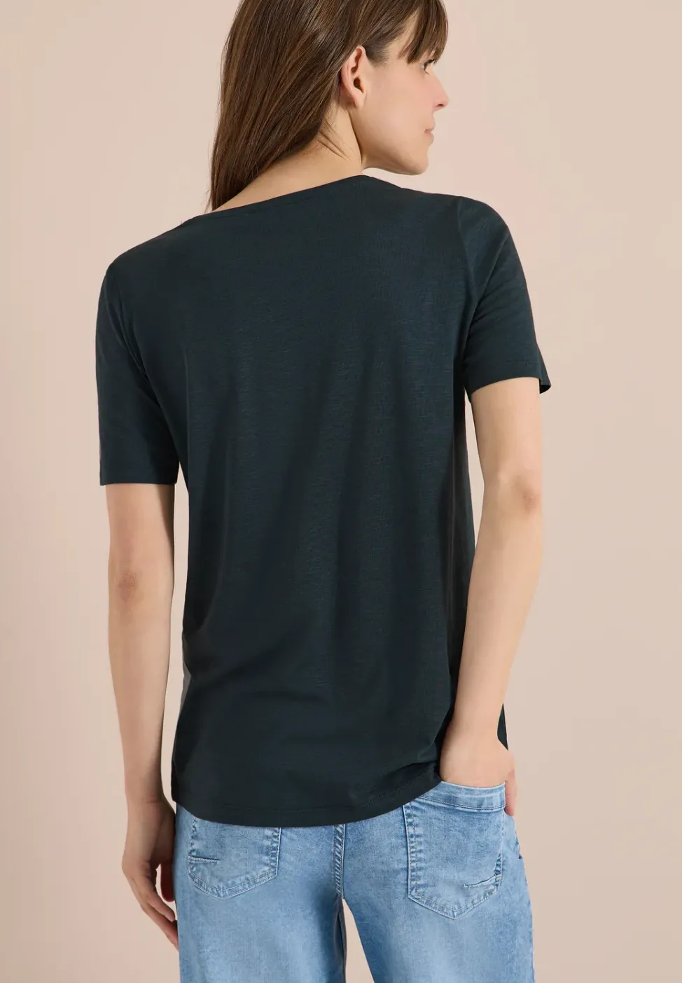 Basic T-Shirt mit Rundhals in Unifarbe