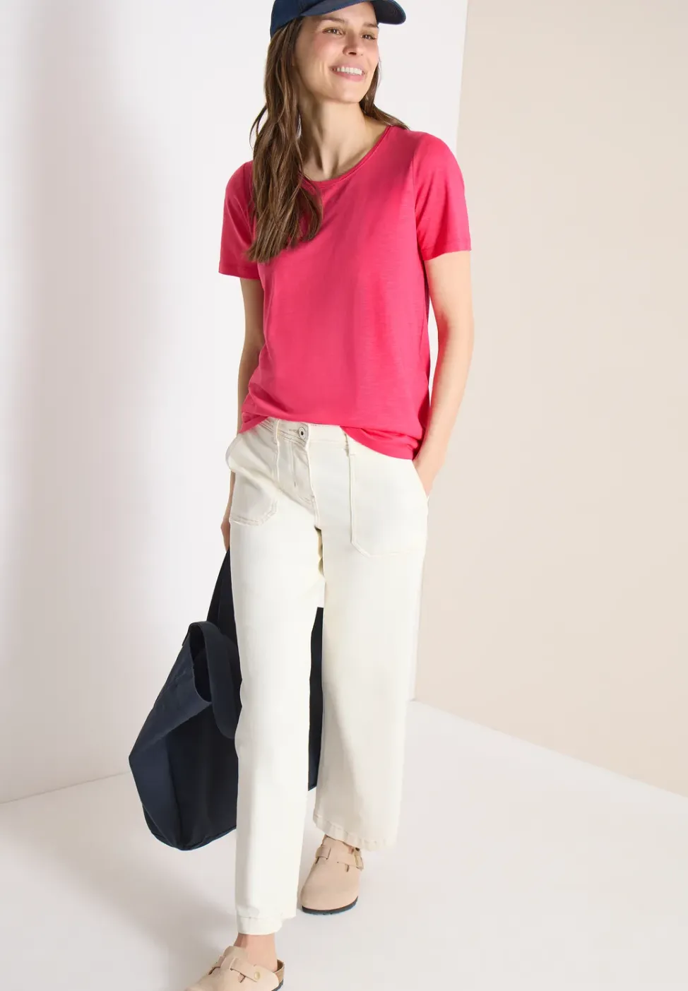 Basic T-Shirt mit Rundhals in Unifarbe