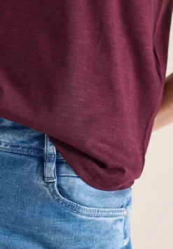 Basic T-Shirt mit Rundhals in Unifarbe