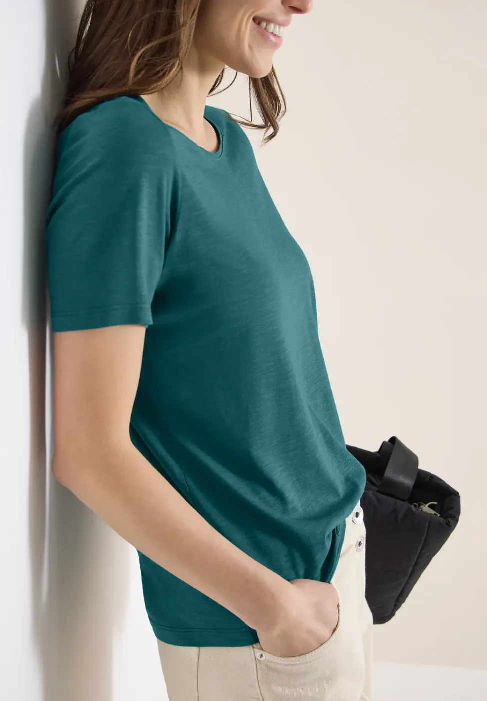 Basic T-Shirt mit Rundhals in Unifarbe