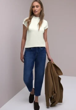 Basic T-Shirt mit Turtle Neck