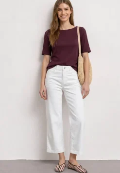 Basic T-Shirt mit U-Boot-Ausschnitt