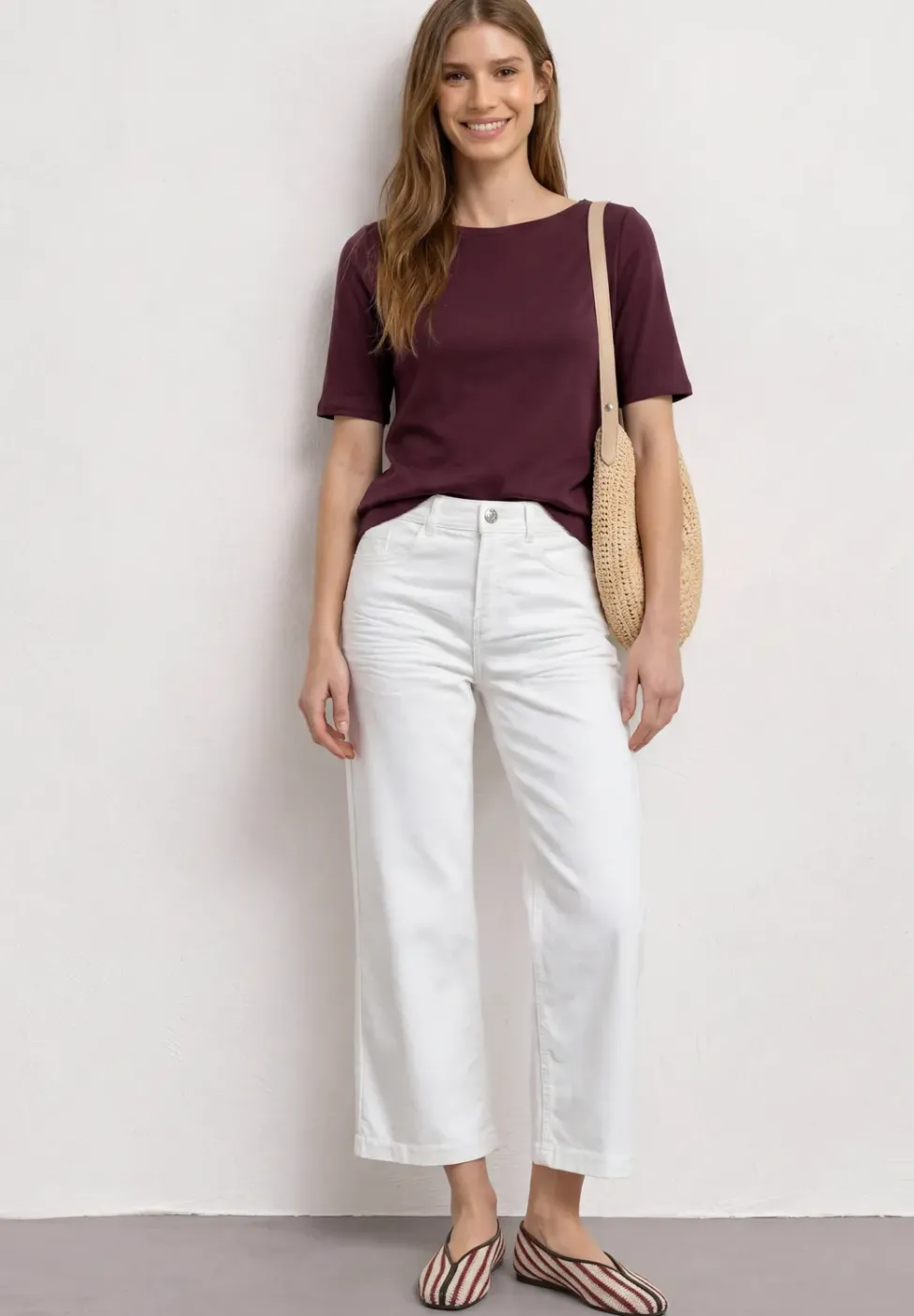 Basic T-Shirt mit U-Boot-Ausschnitt