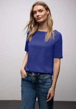 Basic T-Shirt mit U-Boot-Ausschnitt