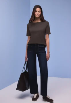 Basic T-Shirt mit U-Boot-Ausschnitt