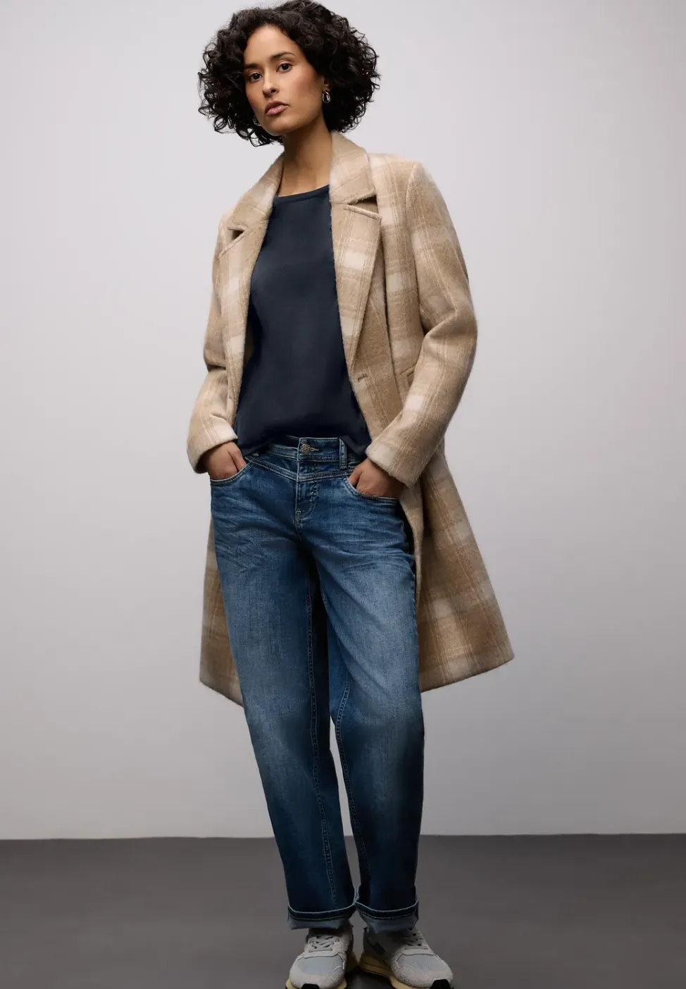 Basic T-Shirt mit U-Boot-Ausschnitt