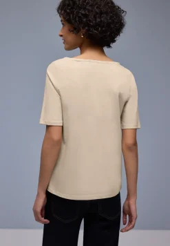 Basic T-Shirt mit U-Boot-Ausschnitt