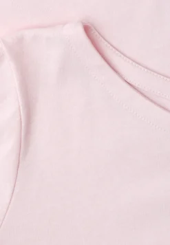 Basic T-Shirt mit U-Boot-Ausschnitt
