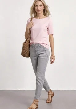 Basic T-Shirt mit U-Boot-Ausschnitt