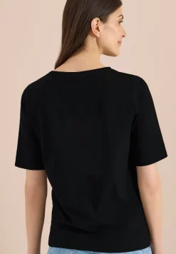 Basic T-Shirt mit U-Boot-Ausschnitt