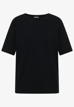 Basic T-Shirt mit U-Boot-Ausschnitt