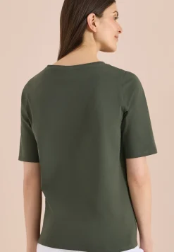 Basic T-Shirt mit U-Boot-Ausschnitt