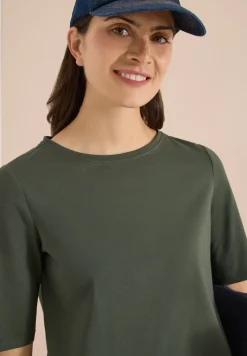 Basic T-Shirt mit U-Boot-Ausschnitt