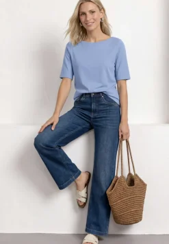 Basic T-Shirt mit U-Boot-Ausschnitt