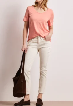 Basic T-Shirt mit V-Neck in Unifarbe