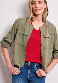 Basic T-Shirt mit V-Neck in Unifarbe