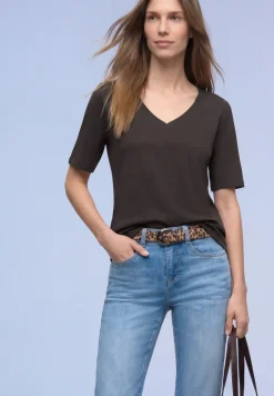 Basic T-Shirt mit V-Neck in Unifarbe