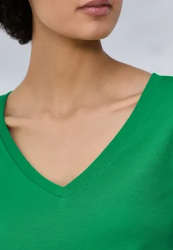 Basic T-Shirt mit V-Neck in Unifarbe