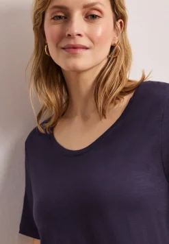 Basic T-Shirt mit V-Neck in Unifarbe