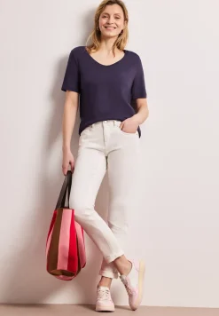 Basic T-Shirt mit V-Neck in Unifarbe