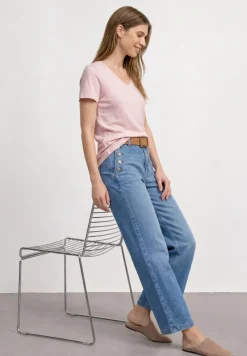 Basic T-Shirt mit V-Neck in Unifarbe