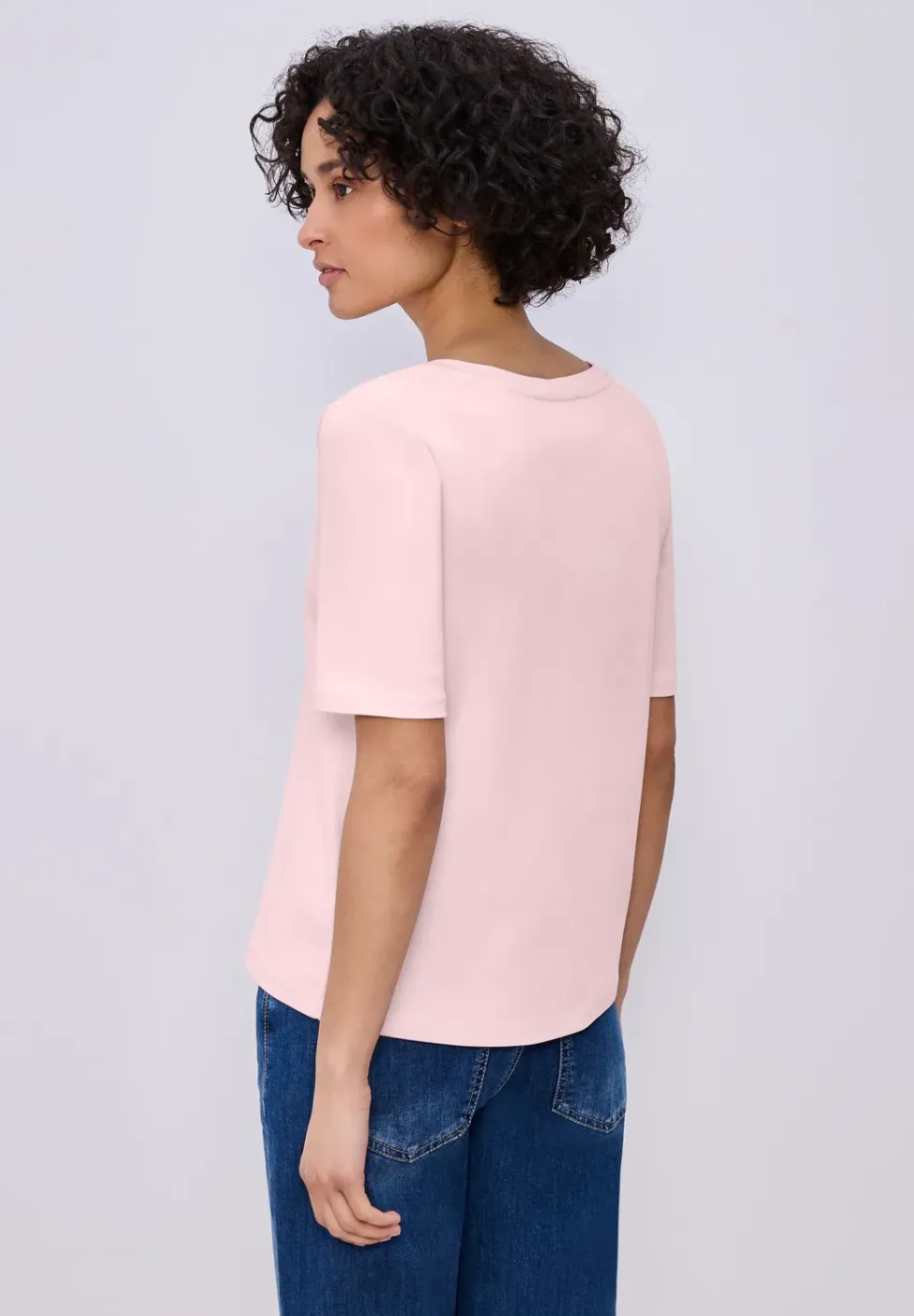 Basic T-Shirt mit V-Neck in Unifarbe