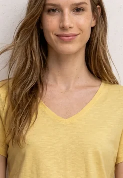 Basic T-Shirt mit V-Neck in Unifarbe