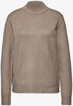 Basic Turtleneck Pullover