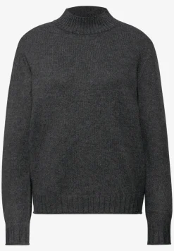 Basic Turtleneck Pullover