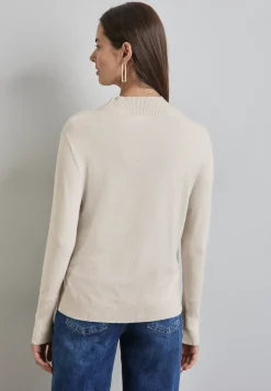 Basic Turtleneck Pullover