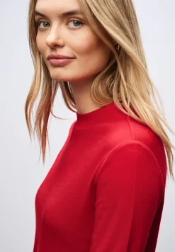 Basic Turtleneck Shirt