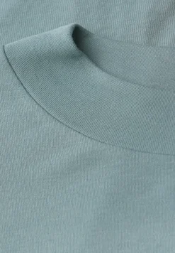 Basic Turtleneck Shirt