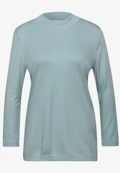 Basic Turtleneck Shirt