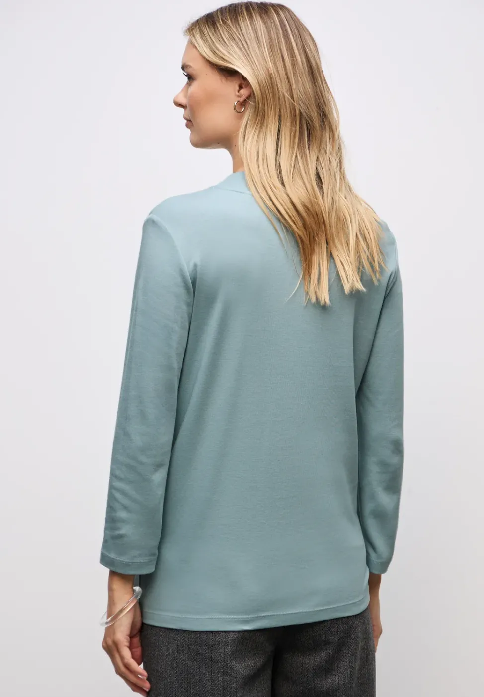 Basic Turtleneck Shirt