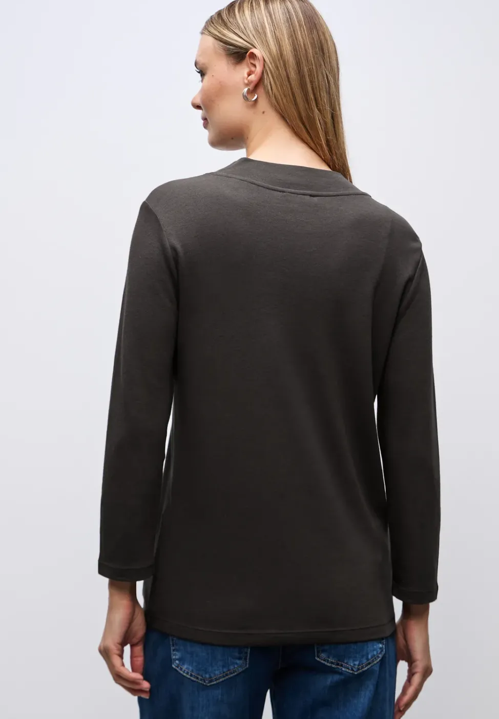 Basic Turtleneck Shirt