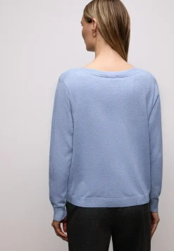 Basic U-Boot Pullover